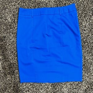 APT. 9 brand, elastic zip back skirt with back slit at the bottom
